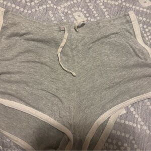 Aeropostale Light Gray Women's Athletic Shorts